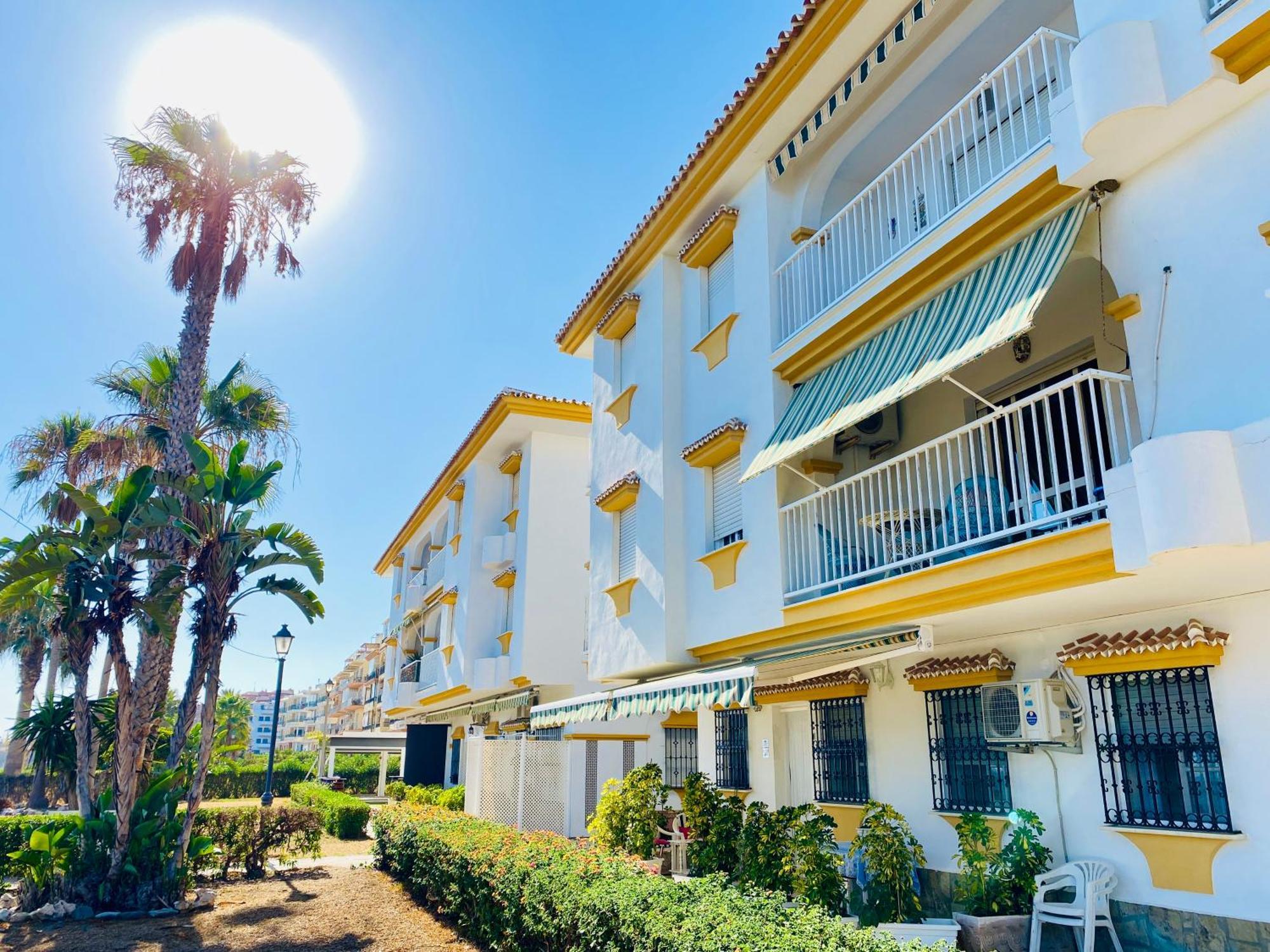 First Line Torrox Costa Exterior foto